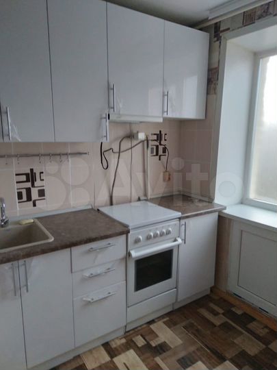 2-к. квартира, 48 м², 5/5 эт.