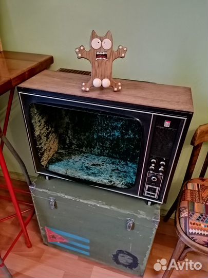 Кошачий домик в виде телевизора СССР