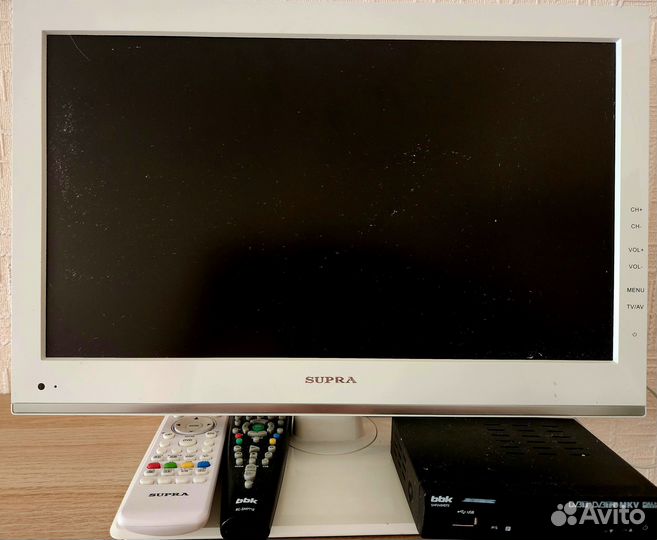 Телевизор Supra 19 дюймов с ресивером