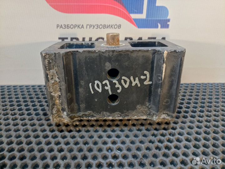 06461390007 Проставка рессоры передней