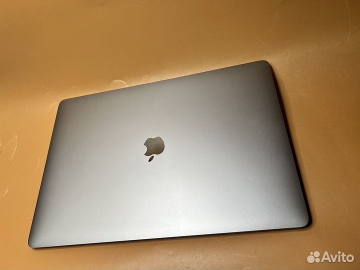 Apple macbook pro 16 i9 2.4/64/1Tb/209 циклов