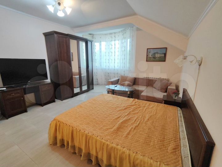 Квартира-студия, 30,4 м², 4/4 эт.