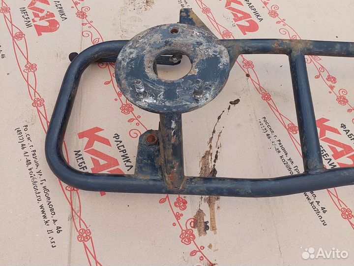 Кронштейн запасного колеса Kia Sportage 1