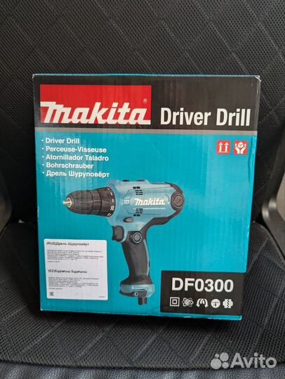 Дрель-шуруповерт Makita DF0300