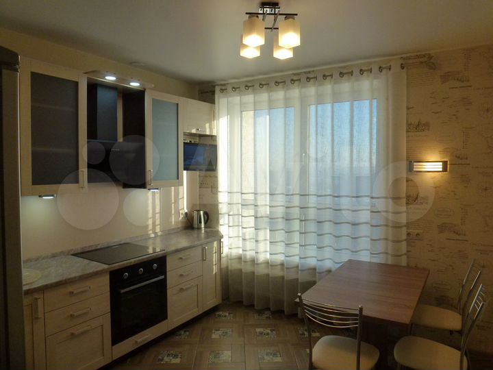 2-к. квартира, 58 м², 21/32 эт.