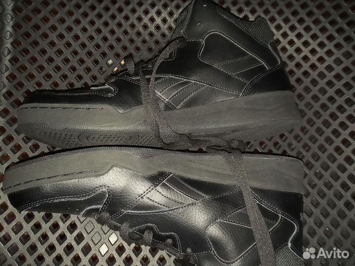 Ботинки Reebok новые