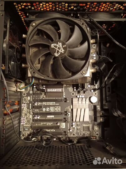 Gigabyte ga 990fxa ud3 v4.0 vs FX8350