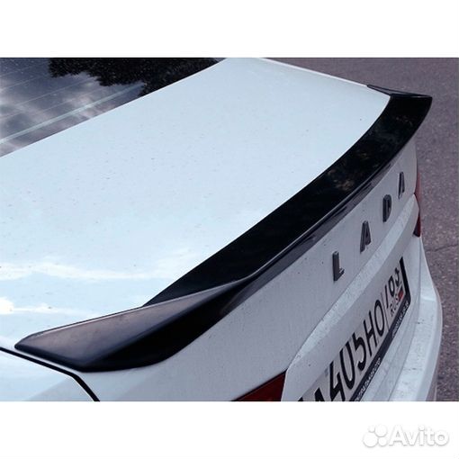 Лип-спойлер 