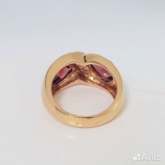 Золотое кольцо с бриллиантами
