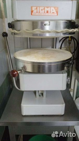 Пресс для пиццы