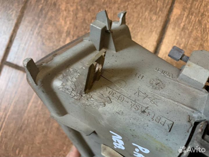 Фара противотуманная передняя левая Nissan Primera