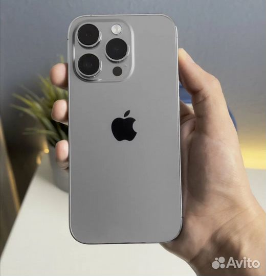 iPhone 15 Pro, 128 ГБ