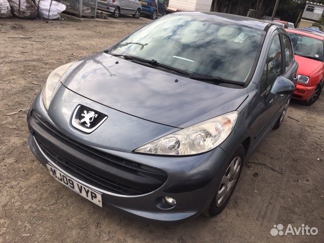 Разбор на запчасти Peugeot 207