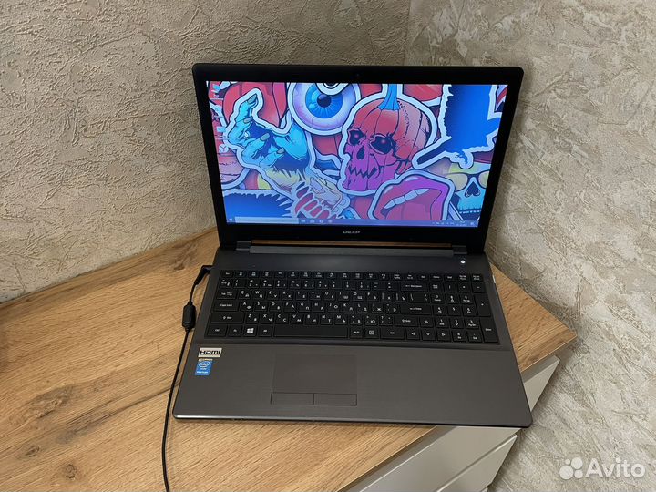 Ноутбук dexp SSD 4ядра