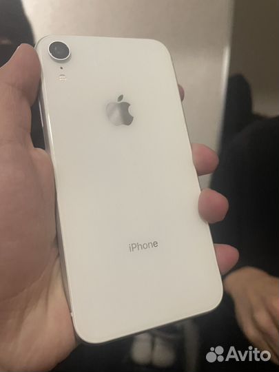 iPhone Xr, 128 ГБ