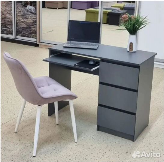 Стол компьютерный Челси графит