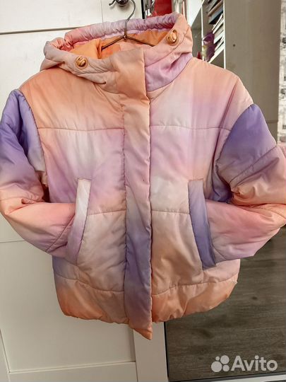 Куртка на девочку 140 см