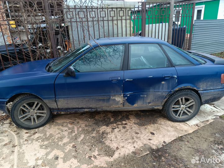 Audi 80 1.8 МТ, 1990, 300 000 км