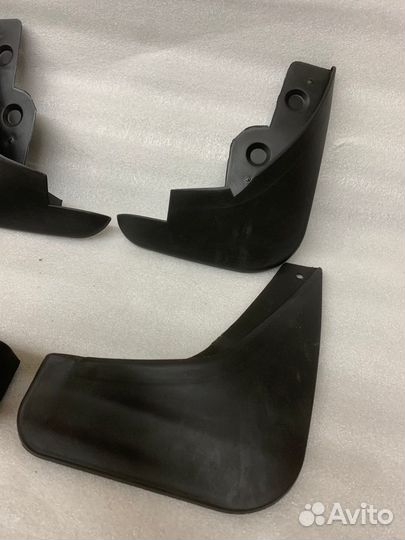 Комплект брызговиков ltdnbbk