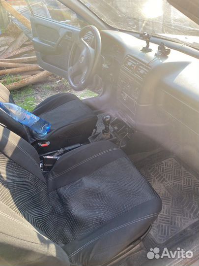 Opel Vectra 1.6 МТ, 1993, 296 352 км