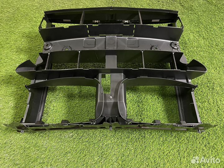 Воздуховод BMW X5 F15 X6 F16 телевизор бмв ф15 ф16