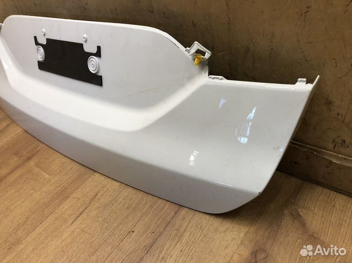 Накладка крышки багажника Ford Mondeo 5