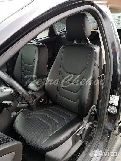 Чехлы на Форд Фокус 3 Ломаная линия с установкой