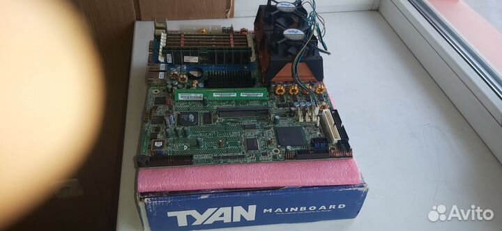 Серверная связка: мат.плата с 2шт xeon и 13Gb RAM