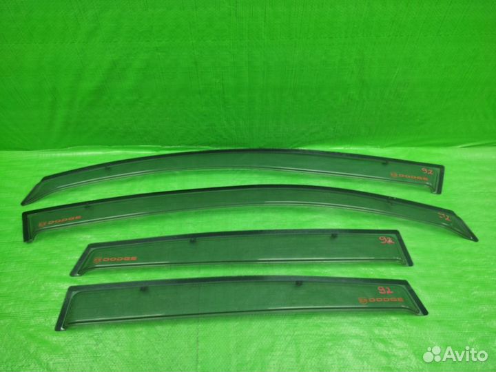 Ветровики комплект Dodge Caliber 2006-2011