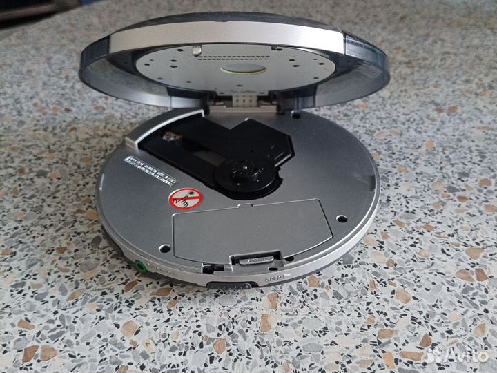 Проигрыватель CD дисков