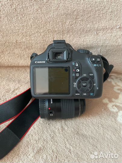 Canon eos 1100d