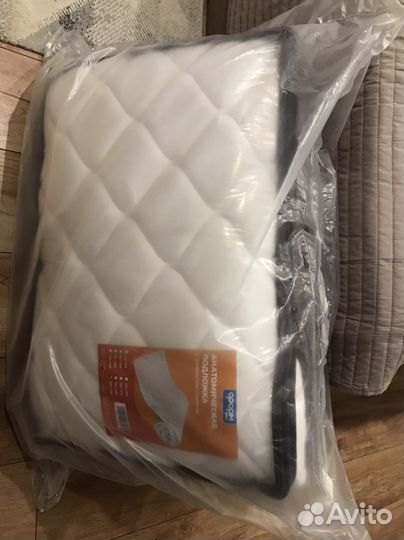 Анатомическая подложка с эффектом памяти