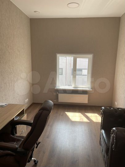 Офис, 10.5 м²