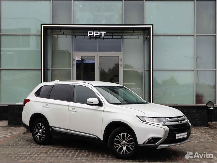 Mitsubishi Outlander 2.0 CVT, 2018, 106 983 км