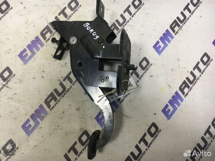 Педаль сцепления Чери Бонус А13