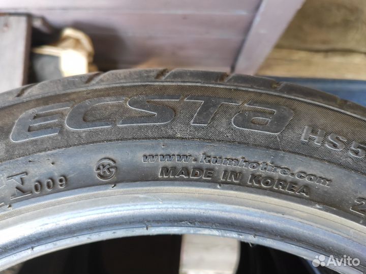 Kumho Ecsta HS52 205/50 R17 93W