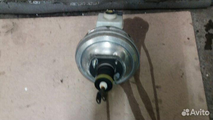 Усилитель тормозов вакуумный BMW 5 E60 E61 03-09г