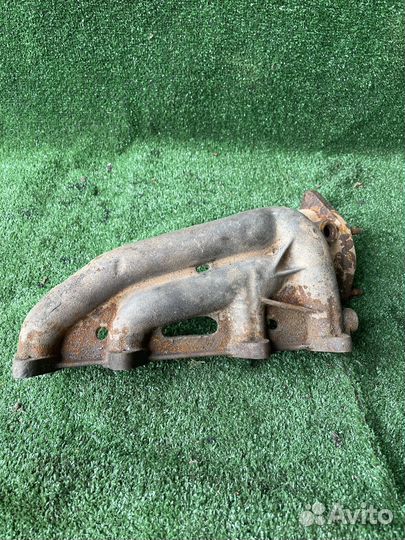 Выпускной коллектор VW Passat B5 1.6