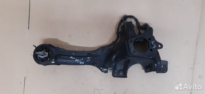 Вольво S80 AWD задний продольный рычаг 31476215