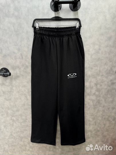 Штаны широкие Vetements