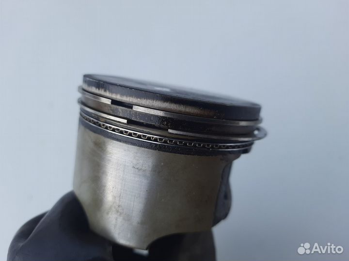 Поршни Рено Логан 1.4