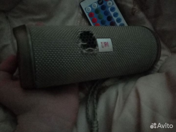 Портативная колонка jbl flip4