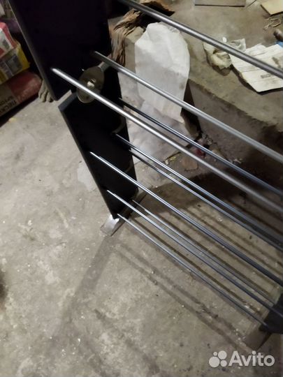 Стелажи для компактных дисков