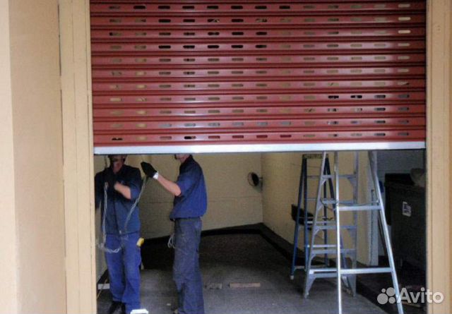 Ремонт секционных ворот рольставней в Воронеже