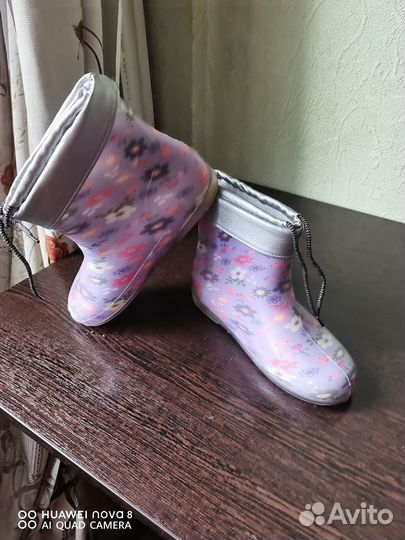 Продам резиновые сапоги