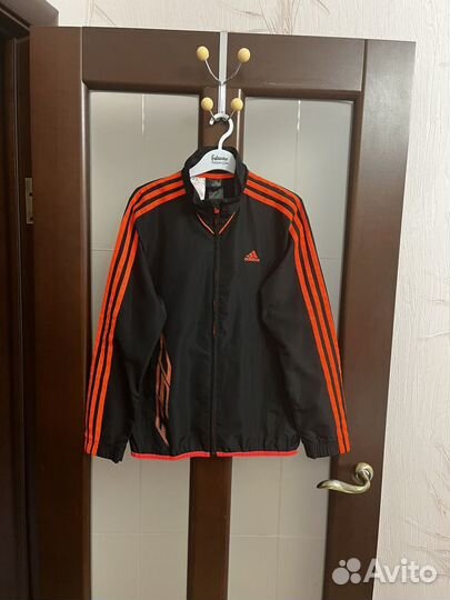 Спортивный костюм adidas