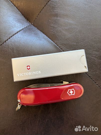 Новый нож Victorinox 2.3603.SE Evolution S101 Red
