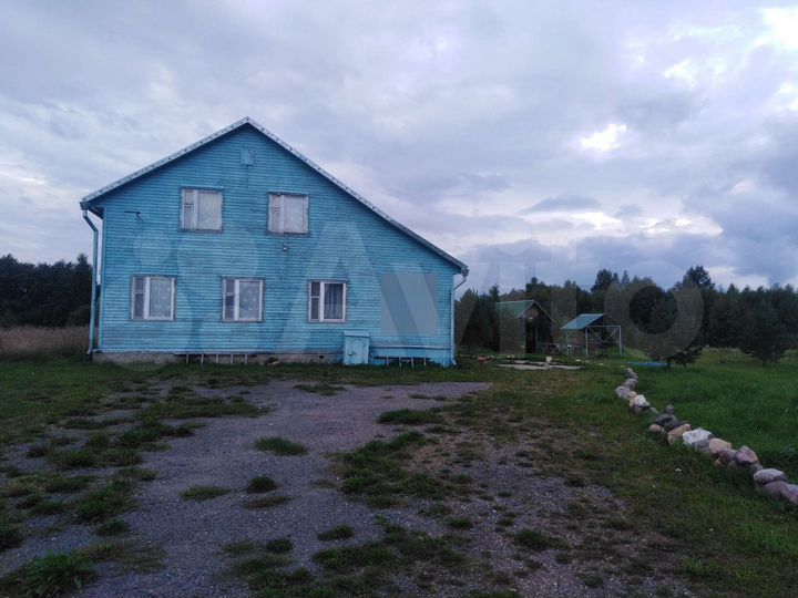 Коттедж 270 м² на участке 8,5 га