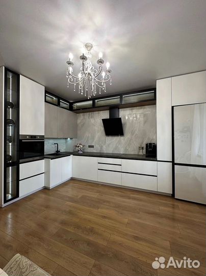 Угловая кухня на заказ