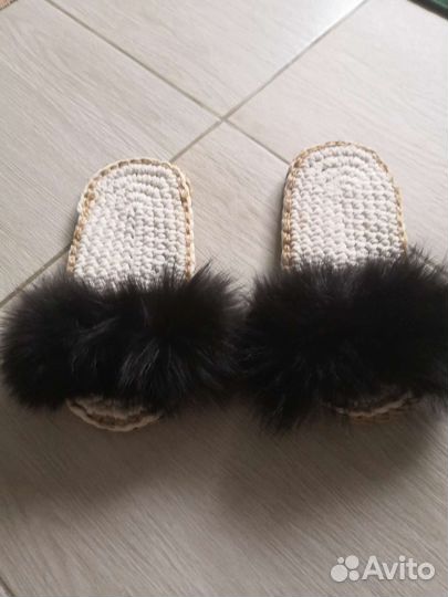 Женские домашние тапочки